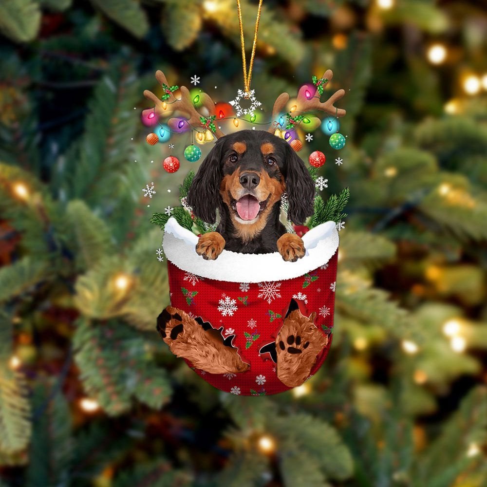 Gordon Setter In Snow Pocket Ornament