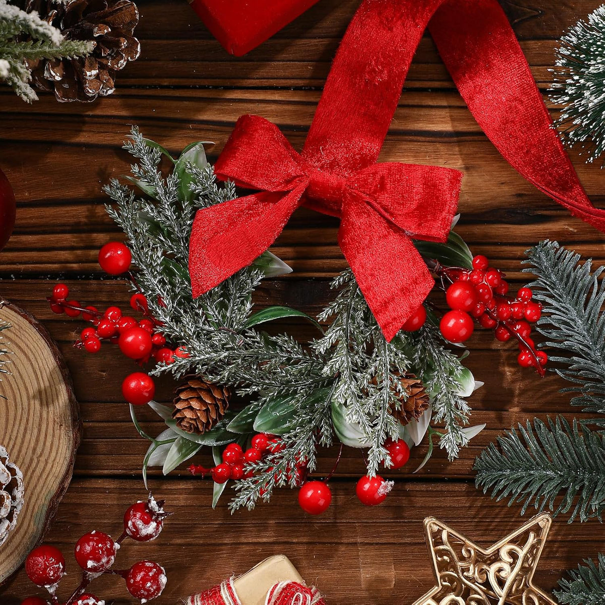 🔥Last Day 49% OFF✨6-Pack Christmas Mini Window Wreaths with Ribbon Bows & Red Berries